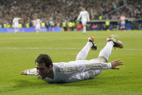 Mourinho cere ca Higuain și ceilalți să-și tempereze astfel de manifestări. FOTO Reuters