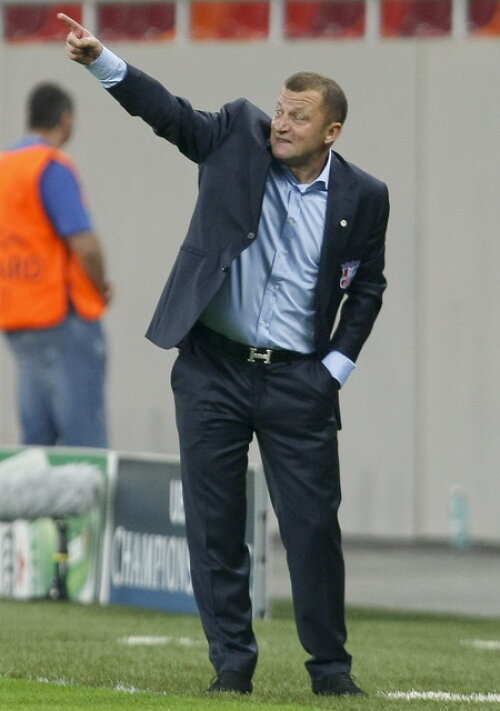 Dorinel Munteanu nu a reuşit să obţină nici un punct cu Oţelul în grupele Ligii Campionilor