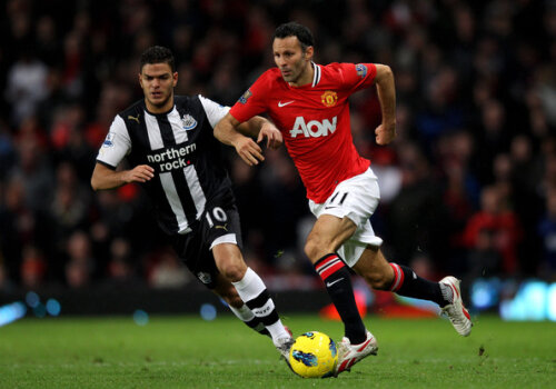 Ben Arfa avea doar trei ani cînd Giggs debuta în Premier League (Getty Images)