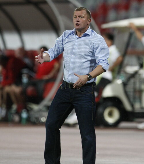 Dorinel Munteanu transmite conducerii să-i prelungească lui Liviu Antal contractul cu Oţelul