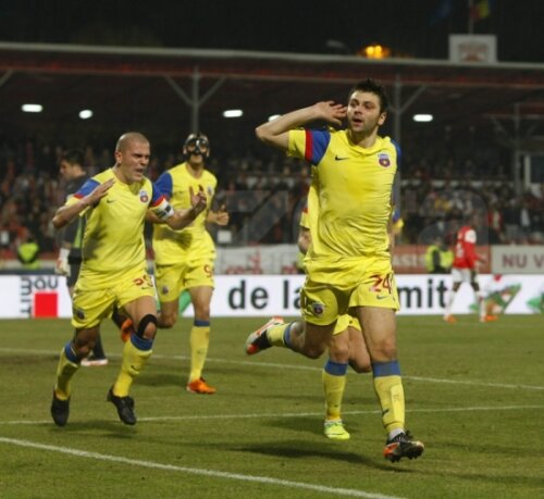 Rusescu a marcat două goluri în Derby de România