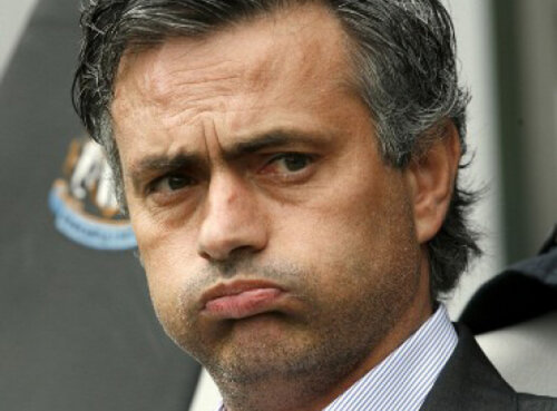 Jose Mourinho face totul pentru a fi special ;)