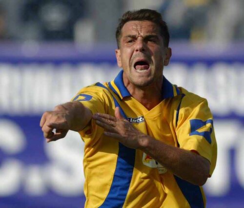 Petrolul a eliminat Dinamo din Cupa in 2005