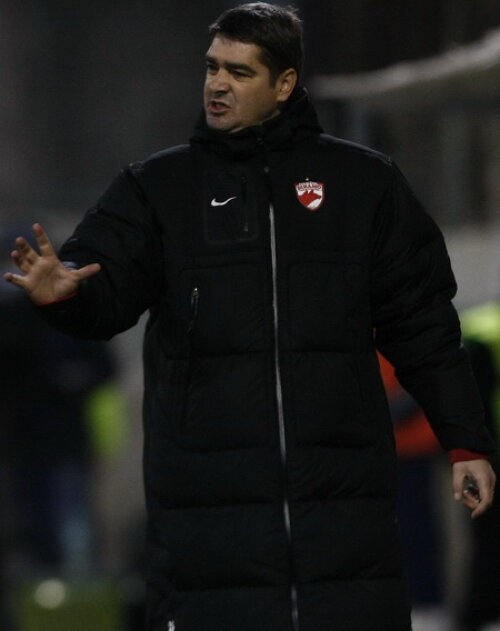 Liviu Ciobotariu a reuşit să termine turul pe primul loc cu Dinamo