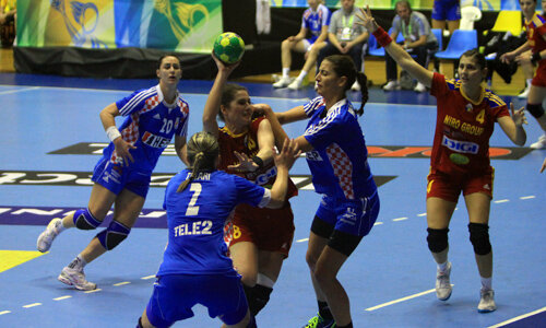 Adina Fiera a înscris cinci goluri, contribuţie la cele 27 ale României de ieri Foto: Marius Ionescu (Sao Bernardo do Campo)