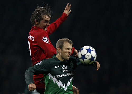 Twente, într-un meci din Liga Campionilor, împotriva lui Werder Bremen.
