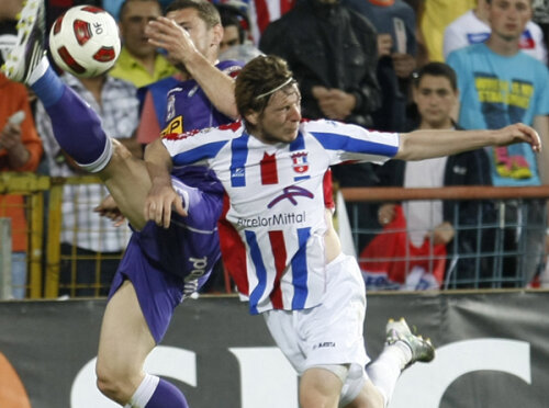 Imagine cu Liviu Antal din meciul Oţelul - Poli Timişoara, după care gălăţenii au devenit campioni