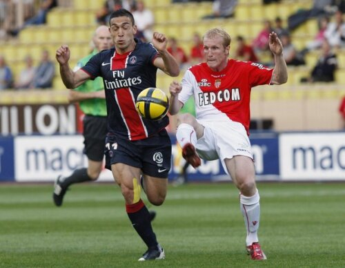 Vremurile în care Hansson (dreapta) şi Monaco jucau în Ligue 1 par departe (foto:Reuters)