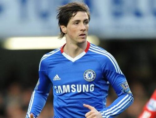 Torres e de 5 ani în Anglia. La cei 27 de ani ai săi, Torres a jucat patru ani pentru Liverpool, pentru care a marcat 65 de goluri în 102 apariţii. La Chelsea a evoluat în 26 de partide şi a marcat doar de 3 ori într-un an!