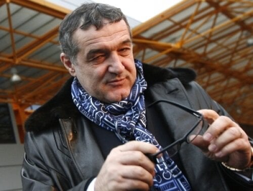 Gigi Becali ştie să scoată maximum din orice realizare a Stelei