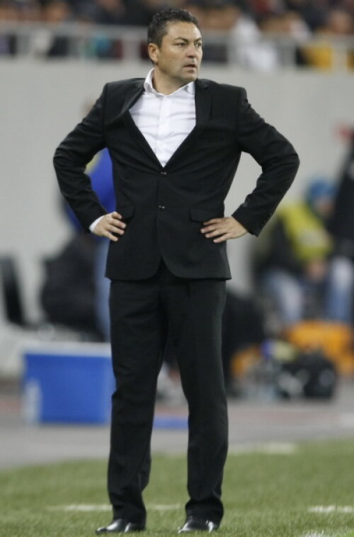 Ilie Stan e în pericol să nu aibă nici un fundaş dreapta valid la reunirea echipei