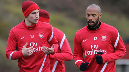 Van Persie e foarte bucuros pentru revenirea lui Henry la Arsenal. (Foto: arsenal.com)