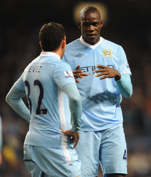 Balotelli și Tevez ar putea fi colegi și în ”rossonero”