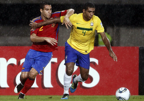 Juan are 23 de meciuri în selecționata Under 20 a Braziliei, jucînd în toate partidele la CM din Columbia