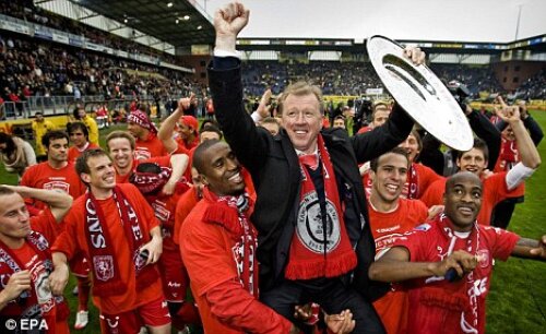 După semifinala de coşmar din 2006, Steaua a dat de McClaren la Twente şi în 2009, în grupele Europa League. Atunci a fost 0-0 şi 1-1