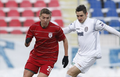 Ispir (în roşu) a marcat două goluri în acest sezon de Liga a 2-a