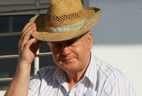 FOTBAL,GLORIA BISTRITA,UNIREA URZICENI,SPORT,JEAN PADUREANU,PRESEDINTE