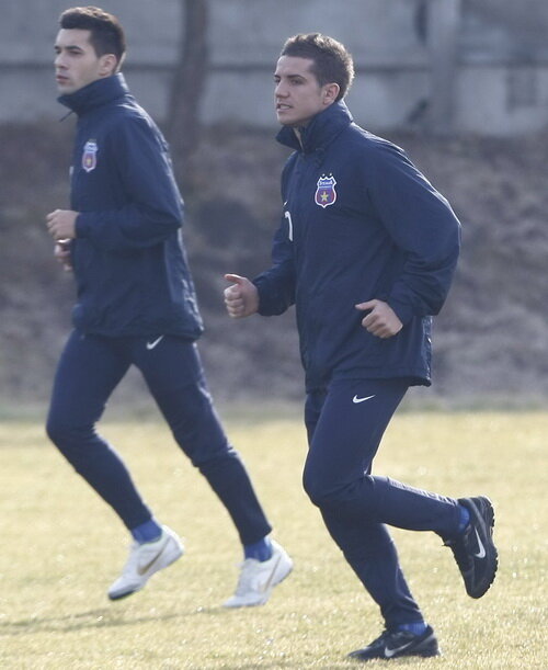 Pîrvulescu şi Chipciu vor întări benzile Stelei pentru retur