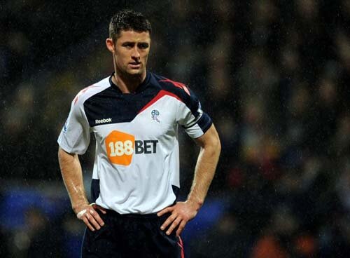 Cahill a semnat azi cu Chelsea.