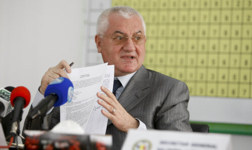 Dragomir laudă campania de achiziţii a Stelei