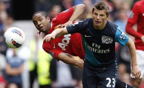 Arshavin (dreapta) nu se teme de United