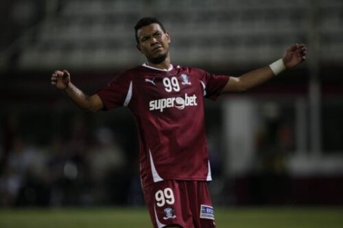 Cassio Vargas a jucat 41 de partide pentru Rapid în toate competiţiile şi a marcat 9 goluri