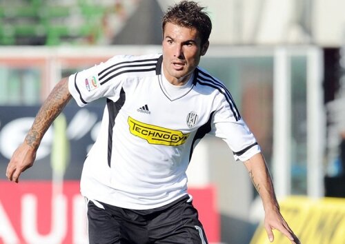 Mutu are 101 goluri date în Serie A