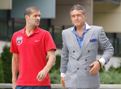 Gigi Becali o ţine pe-a lui că Gardoş-Chiricheş trebuie să joace la Steaua pentru a face cuplu şi în naţionala României