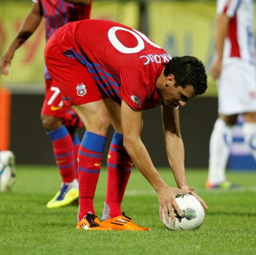 Stefan Nikolici este unul dintre cei mai buni executanţi de penalty-uri pe care îi are Steaua