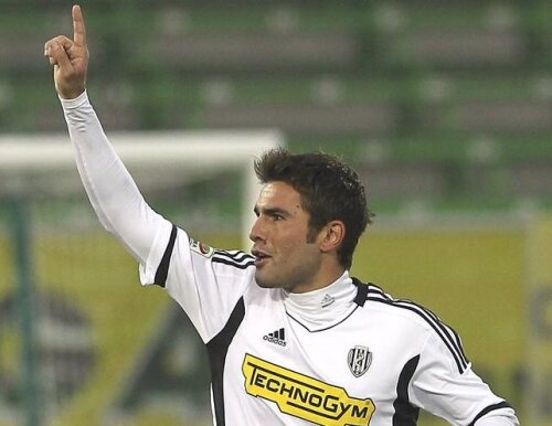 Mutu are 7 goluri pentru Cesena în Serie A