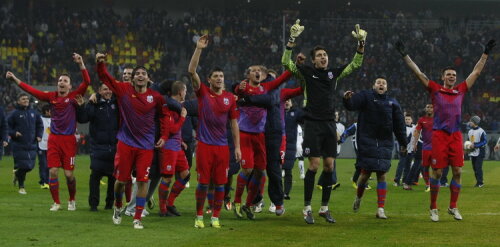 Steliştii trebuie să recupereze 8 puncte faţă de Dinamo