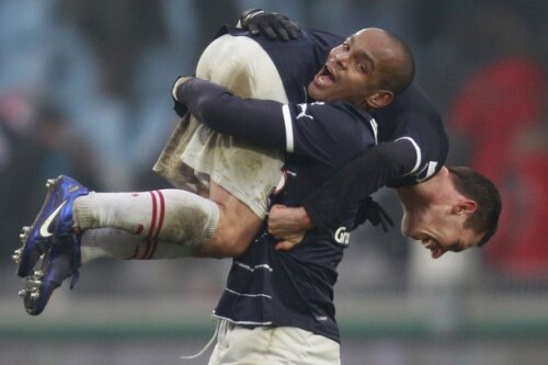 Jucătorii lui Bordeaux sărbătoresc victoria după un meci halucinant Foto: Daylife.com