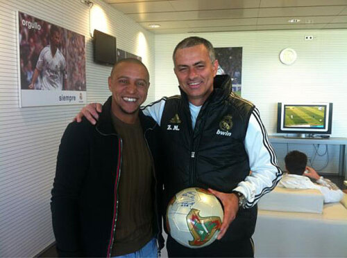 Roberto Carlos s-a pozat și cu Mourinho, și cu jucătorii Realului