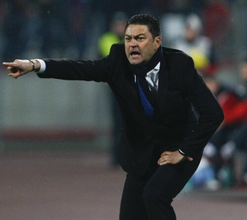 Ilie Stan mai are cîteva semne de întrebare înaintea meciului cu Twente