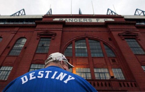 Destinul lui Rangers? Dacă actualul club va fi dizolvat, albaştrii ar putea continua într-o nouă companie, cu un nume modificat. Foto: Reuters