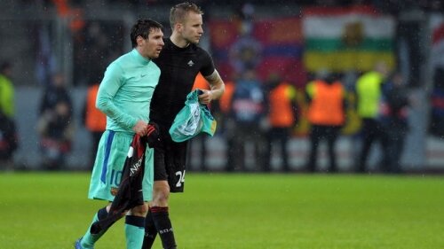 Kadlec i-a luat tricoul lui Messi, dar nu-l poate păstra