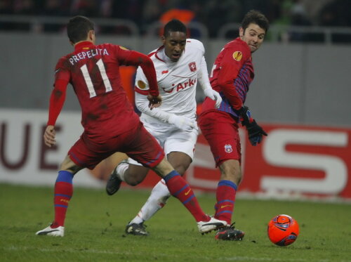 Prepeliţă şi Rusescu vor juca pe alte posturi în returul cu Twente