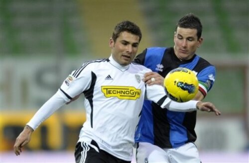 Mutu e titular contra Milanului