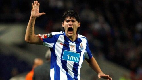 Cristian Săpunaru are şanse de a evolua în meciul cu Vitoria Setubal