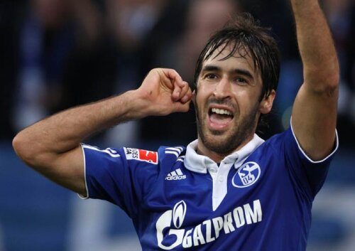 Sosit liber de la Real, Raul e plătit de Schalke cu circa 6 milioane de euro pe sezon
