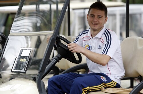 Claudiu Bumba este unul dintre puţinii jucători foarte tineri care par să aibă un viitor în fotbalul nostru