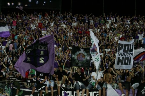 Suporterii bănățeni își vor echipa cît mai repede înapoi în Liga 1