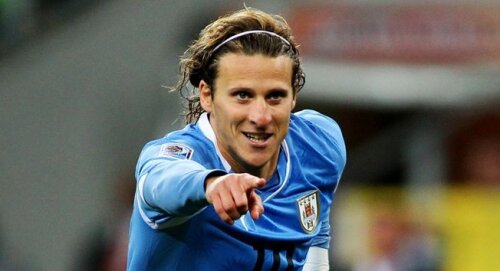 Diego Forlan e pentru prima dată în România