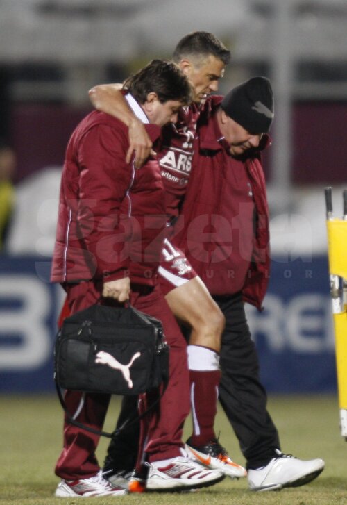 Pancu va sta pe bară cel puţin două luni, dar îşi riscă restul carierei din cauza vîrstei şi a gravităţii accidentării