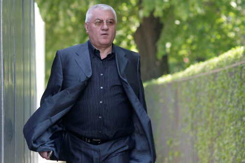 Dumitru Dragomir spune că se înţelege bine cu suporterii