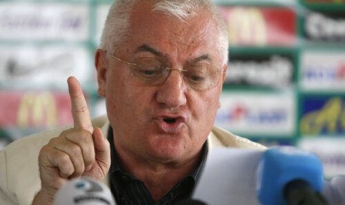 Contestat puternic, Dragomir vrea să devină prieten cu toată lumea