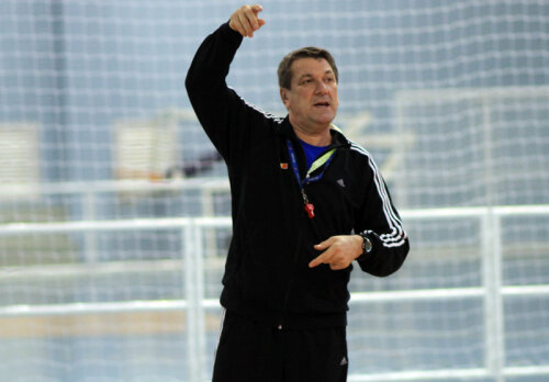 Radu Voina nu mai e, în ultimul timp, antrenorul calm, care nu-şi iese niciodată din fire