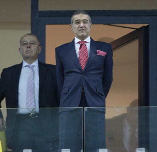 Gigi Becali spune că Haţegan a dat un penalty gratuit Pandurilor