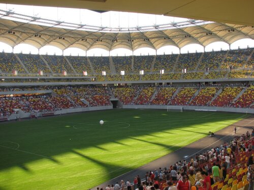 Inaugurată în septembrie 2011, ”Arena Națională” trebuie să schimbe pentru a treia oară gazonul