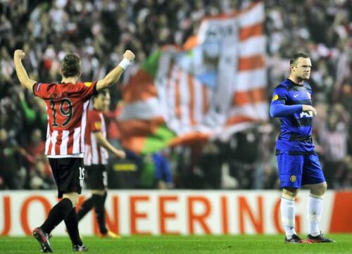 Bascul Munian celebrează în timp ce Rooney este dărîmat